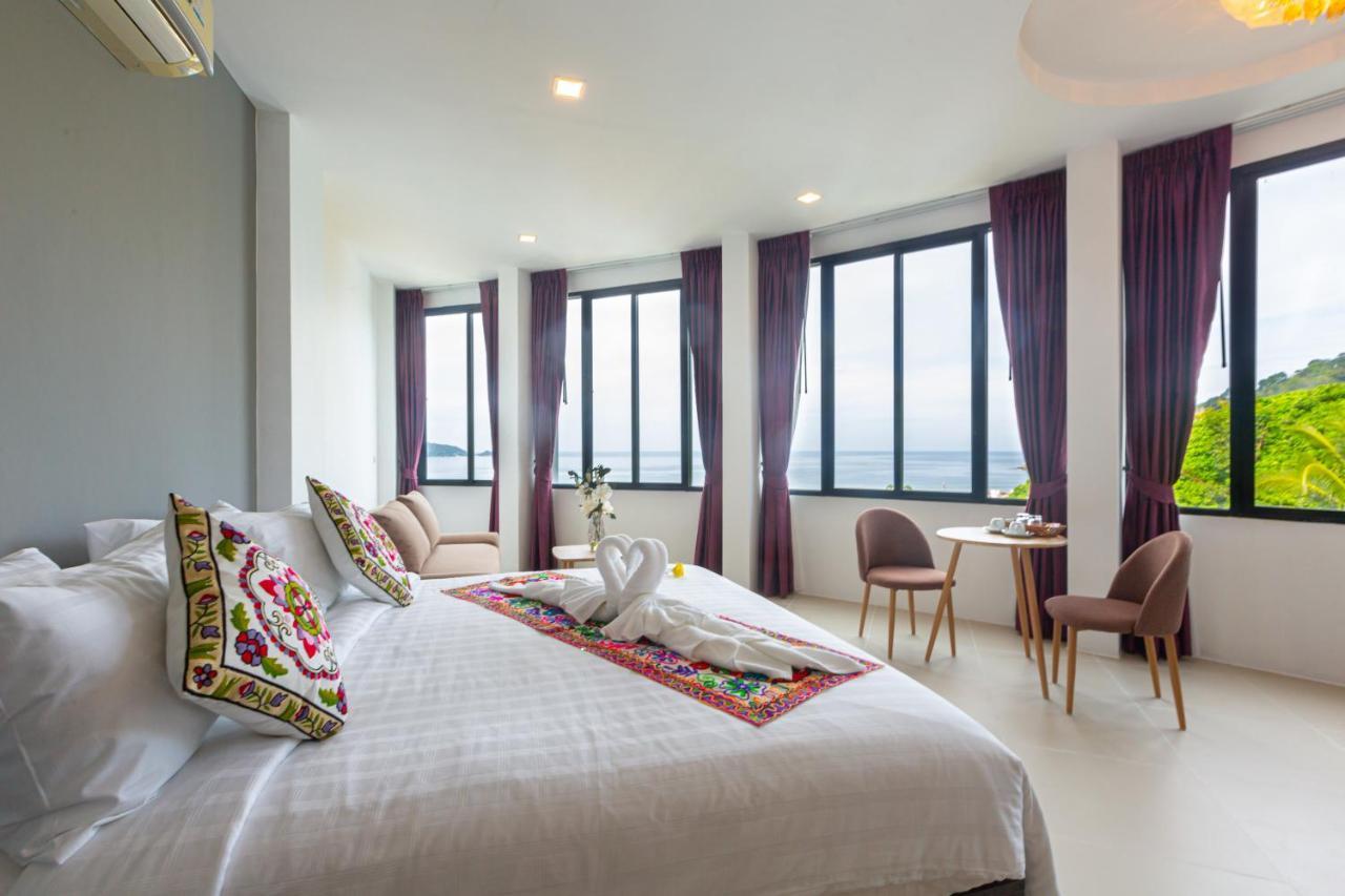 Готель Rossarin Sea View Patong Екстер'єр фото