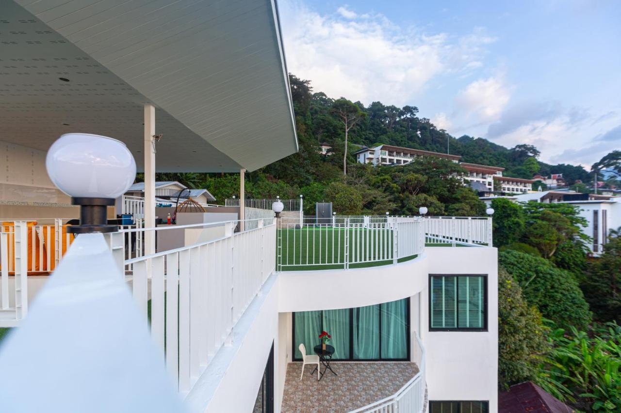 Готель Rossarin Sea View Patong Екстер'єр фото